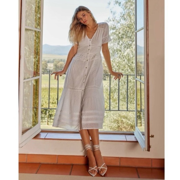 ASTR The Label Honeymoon Lace Midi Dress - Picture 2 of 11